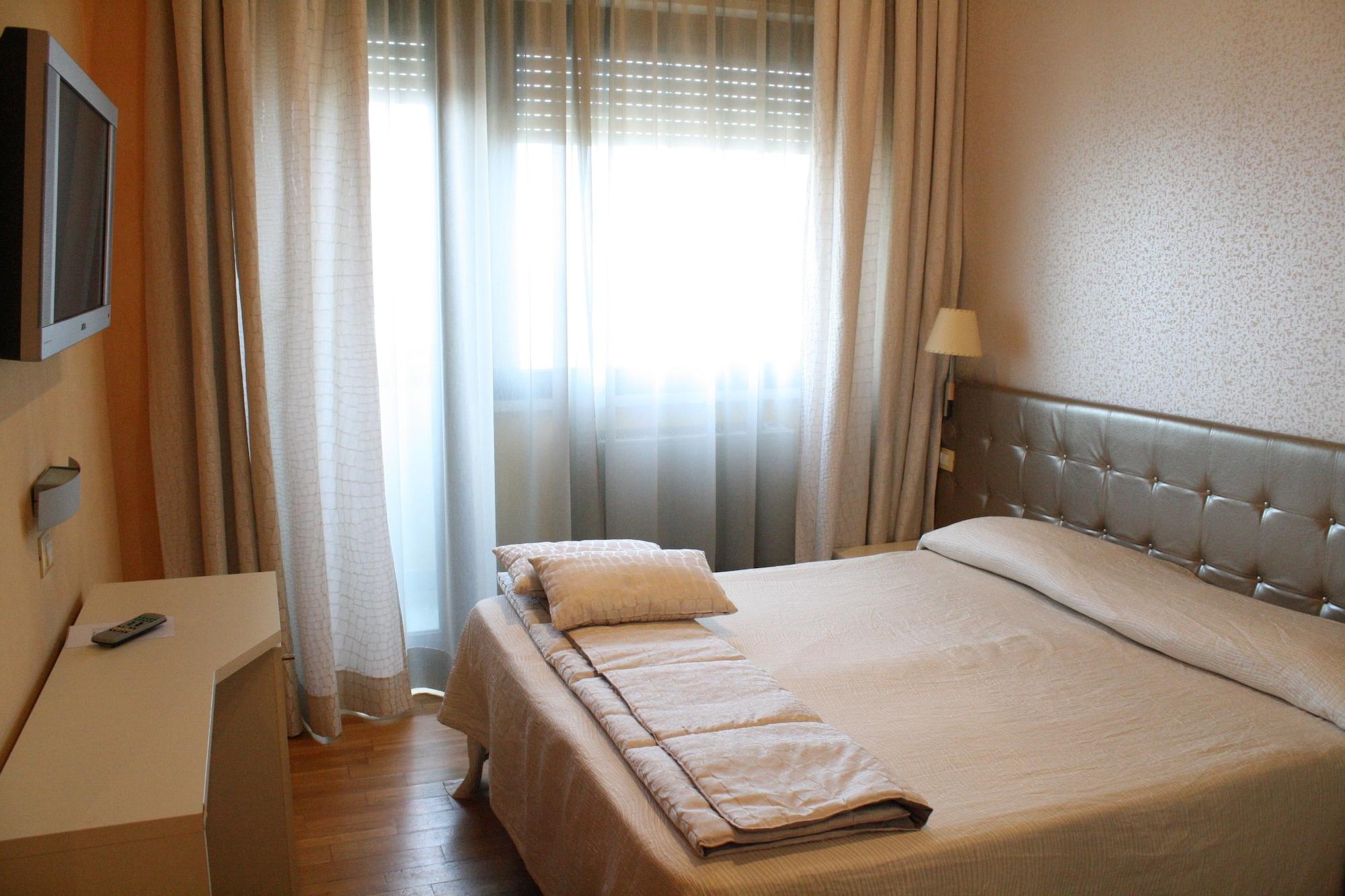 San Francisco 3* Viareggio